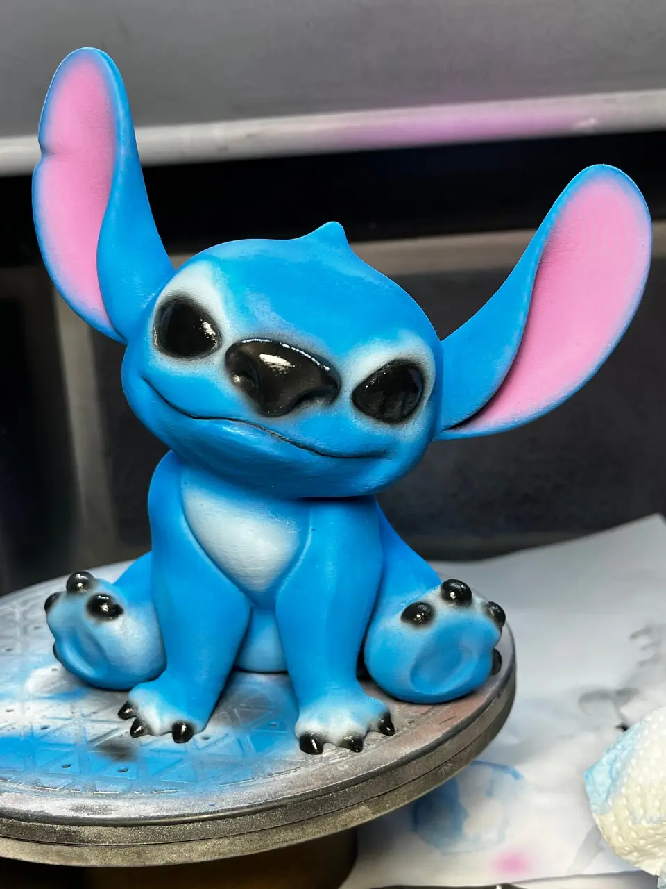 A second view of the painted Stitch model